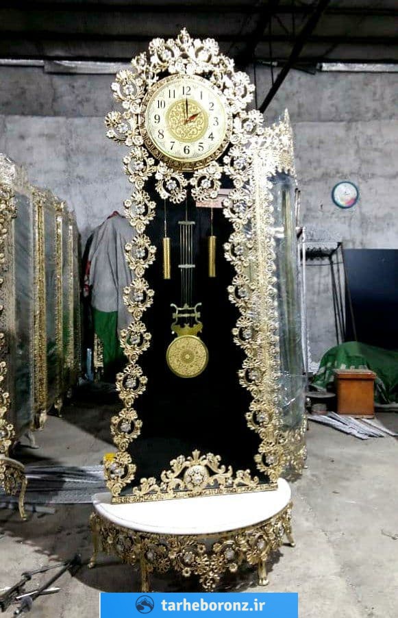ساعت ایستاده طرح برنزی آلیاژ آلومینیومی مدل پایه دار پرکار